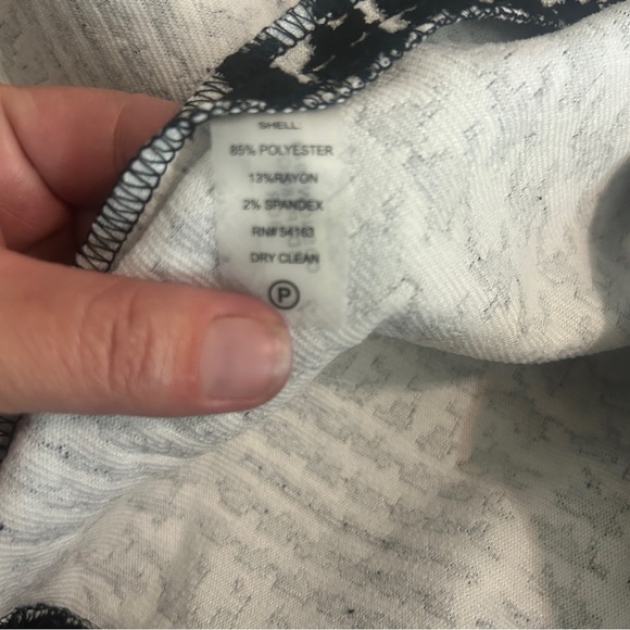 Calvin Klein Black and White Sheath Mini Dress Crew Neck - Picture 12 of 13